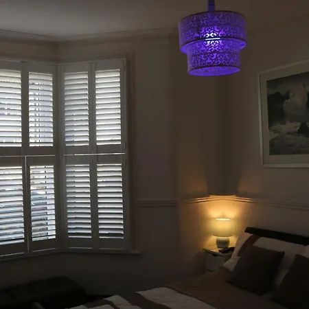 Luxury Victorian Garden Sleeps 8 Daire